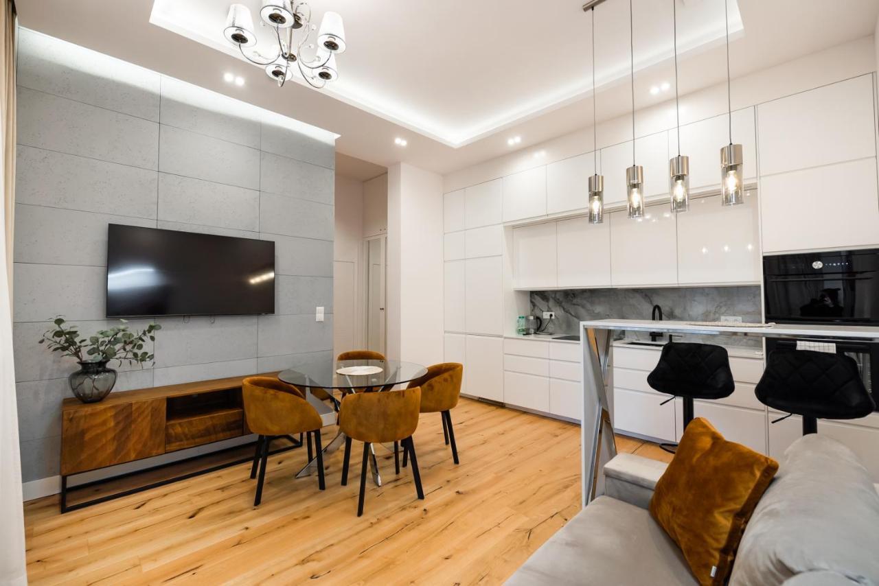 Zlota Sophisticated Apartment Warszawa Exteriör bild